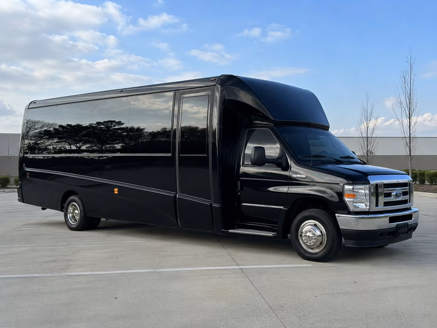 concert parking shuttles for event organizers
