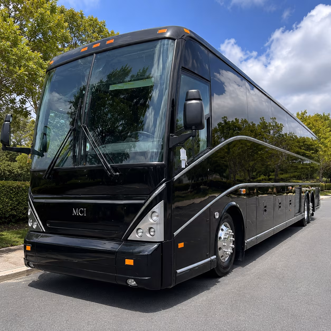 private charter buses for layovers in mobile